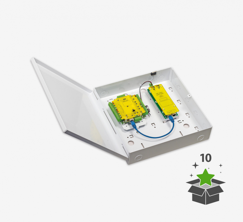 Paxton Net2 Plus controller in metal enclosure for service diagnostics